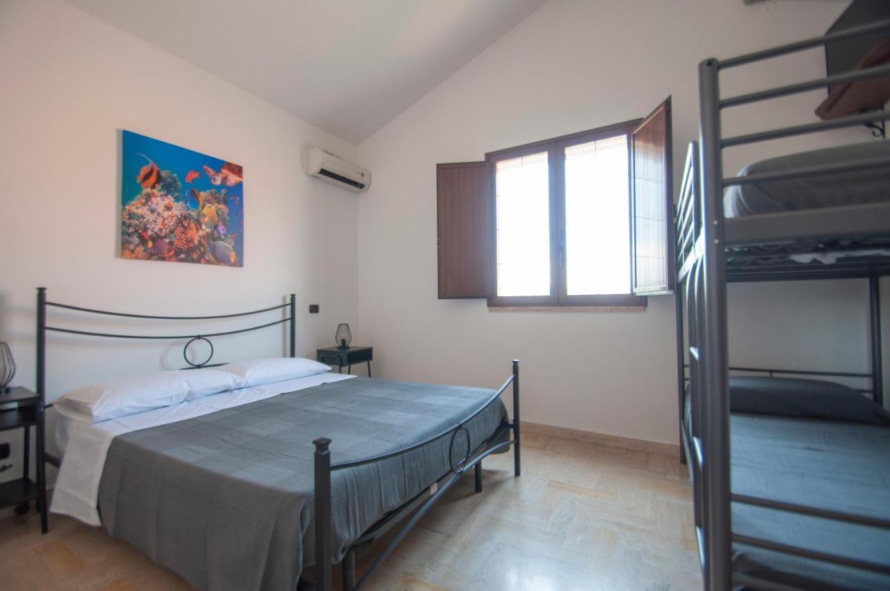 B&B Vittoria House Carlentini Bagian luar foto