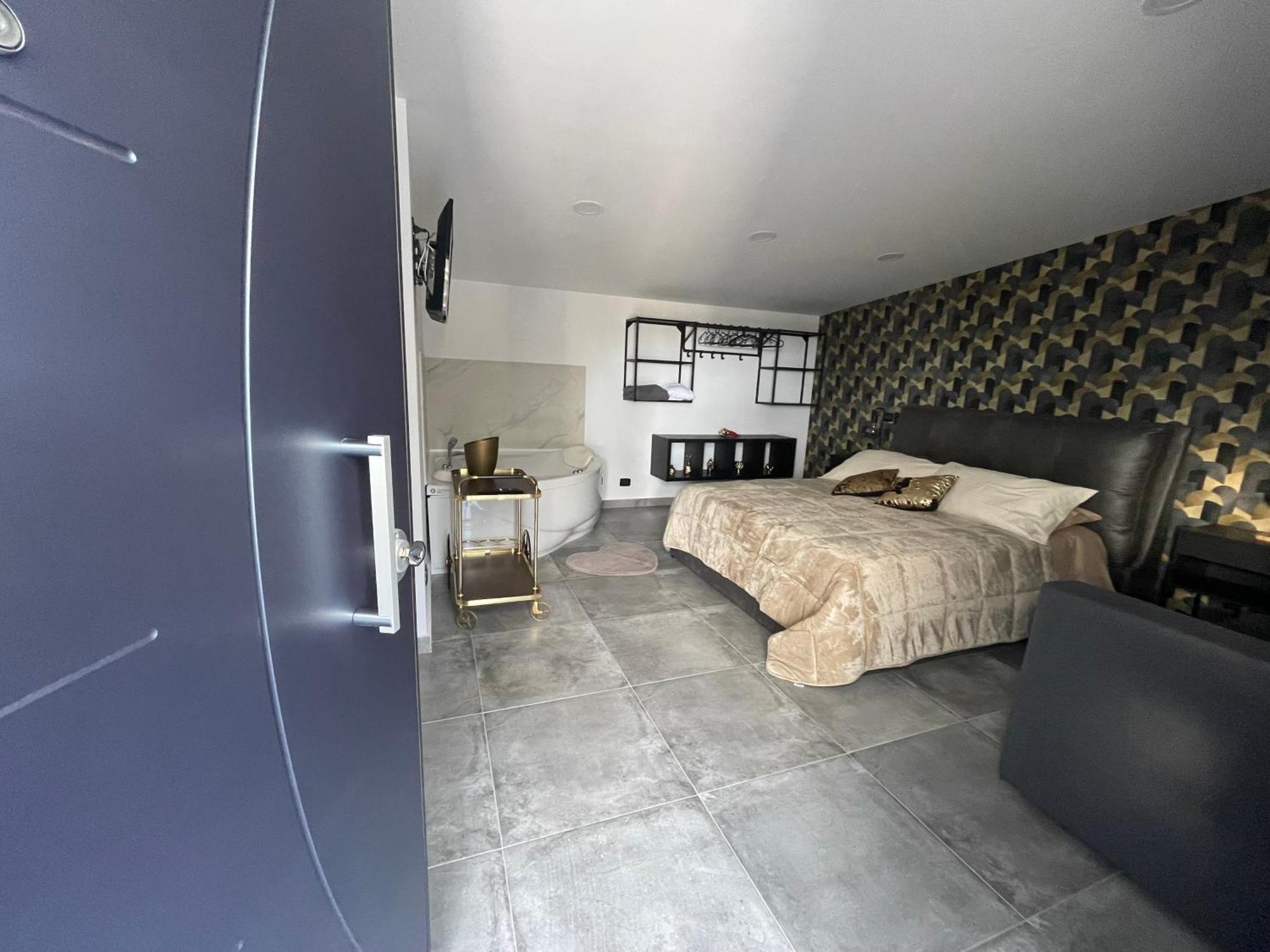 B&B Vittoria House Carlentini Bagian luar foto
